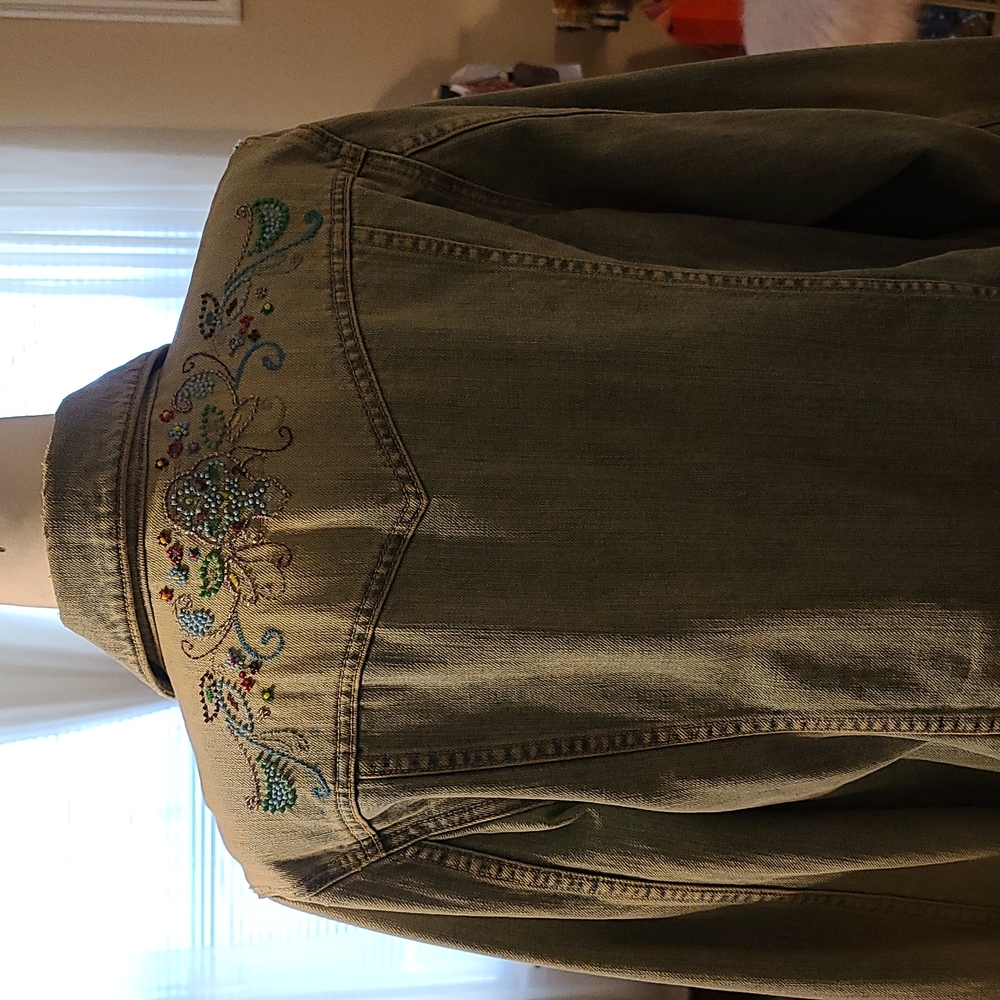 Jean Jacket - Picture 7 of 7